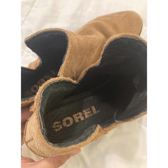 Sorel Lolla II Suede Cut-out leather ankle booties perforated soft tan size 6.5 - Picture 6 of 7